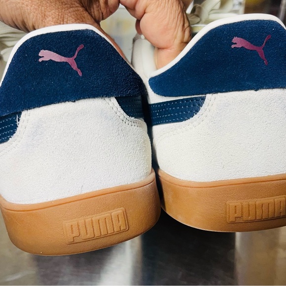 Puma Men’s White Sneakers - Picture 3 of 6